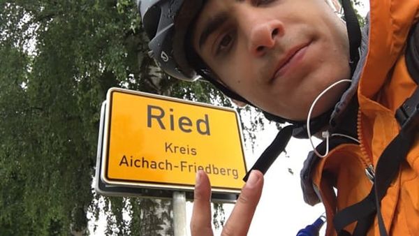 Фотография: Греческий студент из-за карантина пересек Европу на велосипеде №5 - BigPicture.ru