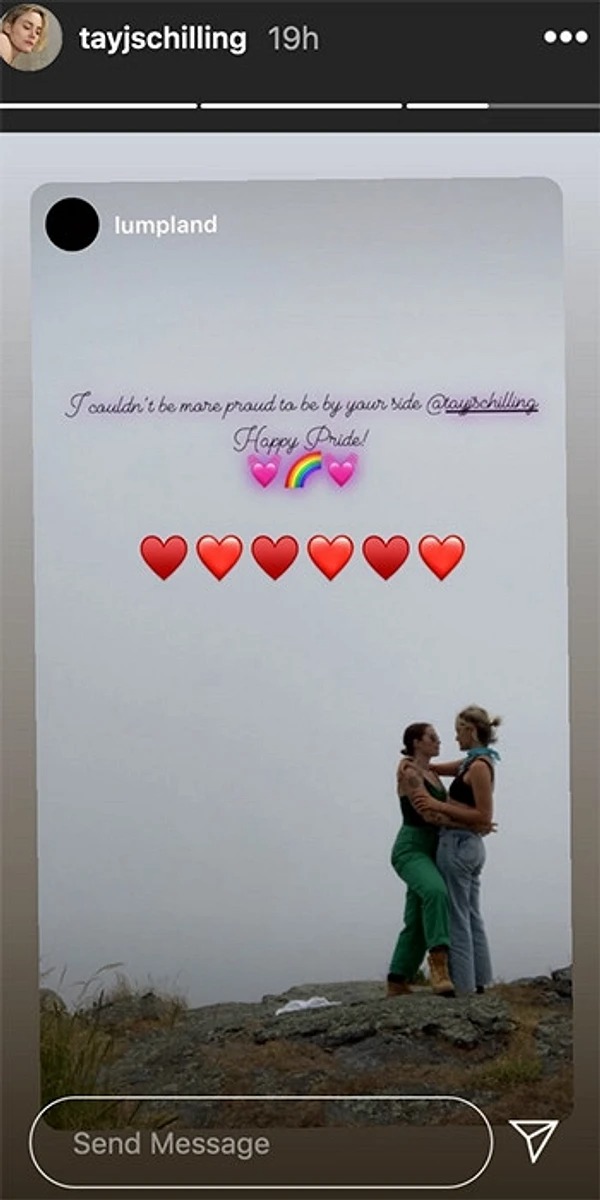 Фотография: Актриса Тейлор Шиллинг совершила каминг-аут в Instagram и показала свою возлюбленную №3 - BigPicture.ru