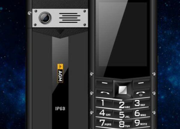 AGM M5: ретро телефон с характеристиками смартфона