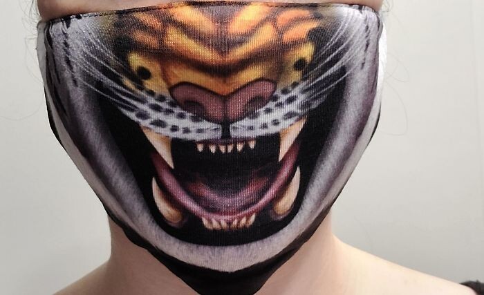 Фотография: 30 странных и смешных защитных масок для людей-кошек №25 - BigPicture.ru