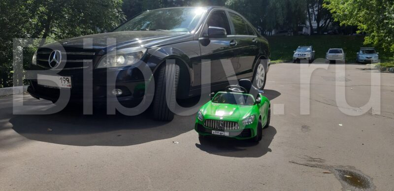 Фотография: Как выбрать детский электромобиль? Плюс обзор: ТОП - 5 детских авто №9 - BigPicture.ru