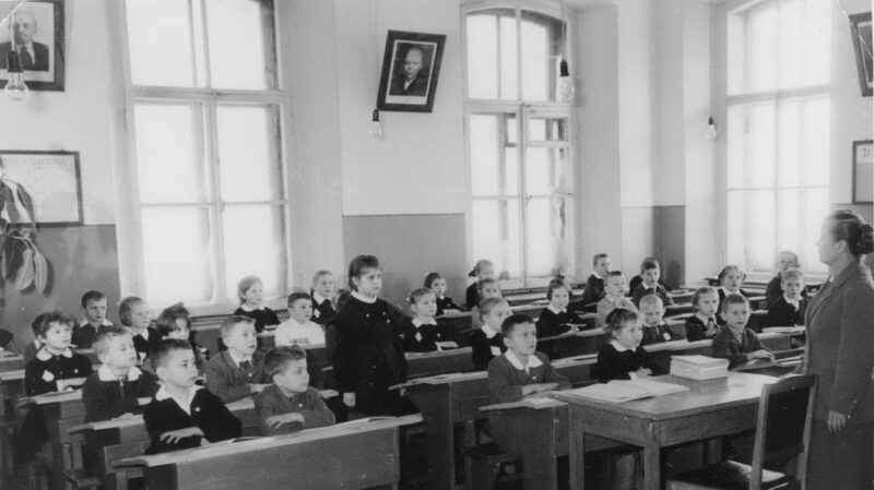 Фотография: Взрывная любовь: теракт в 1950 году в школе под Тирасполем, о котором молчали полвека №3 - BigPicture.ru