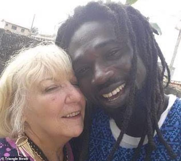 Фотография: Африканские страсти: как 68-летняя британка стала жертвой обмана молодого любовника из Ганы №2 - BigPicture.ru