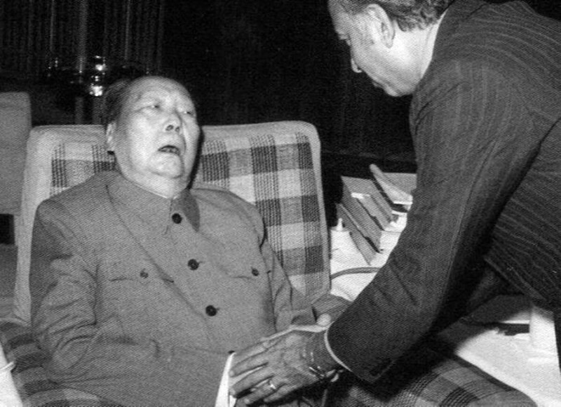 Фотография: Купание красного председателя: история рекордного заплыва Мао Цзэдуна №12 - BigPicture.ru