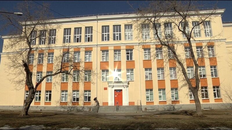 Фотография: Как из школы сделать Эрмитаж: в Екатеринбурге бизнесмен реализует необычный проект №2 - BigPicture.ru