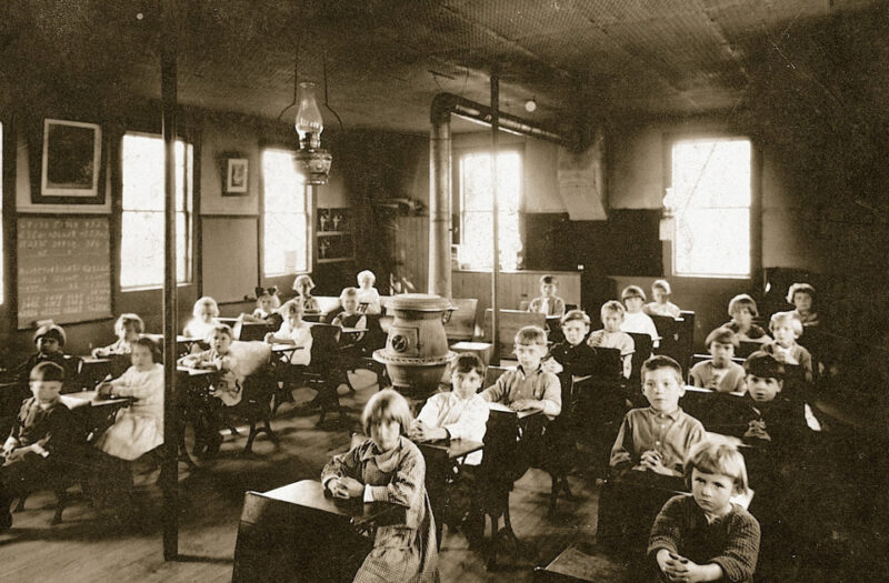 Какой была школа 100 лет тому назад