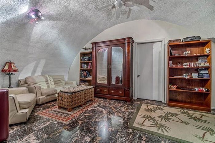 Фотография: Как выглядит подземный дом в Техасе стоимостью два миллиона долларов №15 - BigPicture.ru