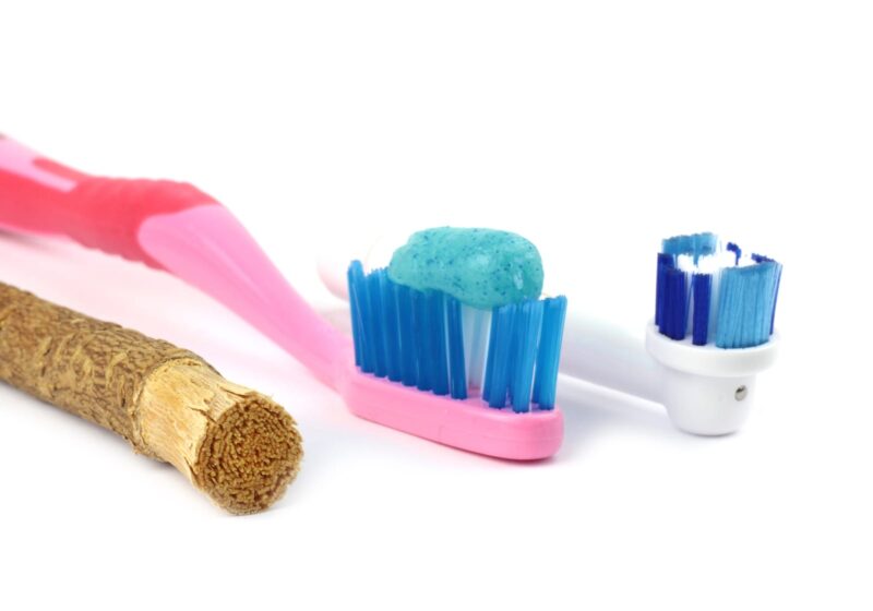 Фотография: Что такое мисвак и может ли он заменить нам зубную щетку №7 - BigPicture.ru