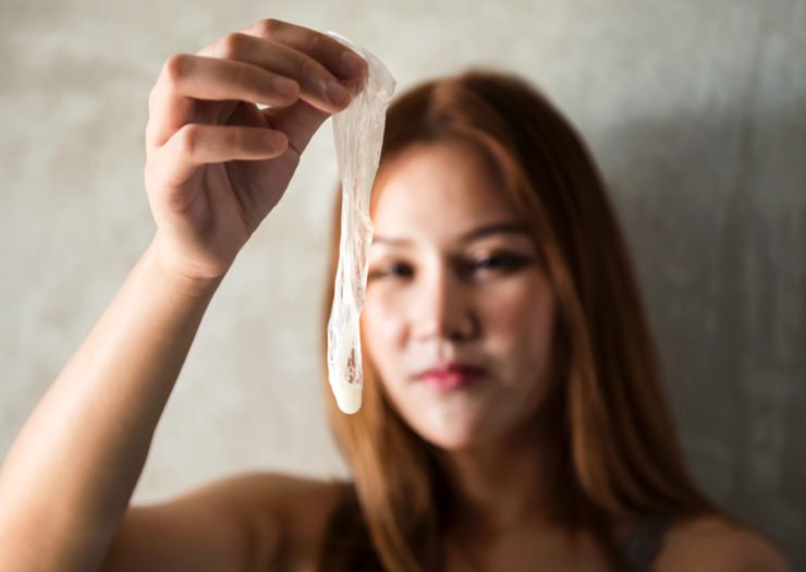 Фотография: Во Вьетнаме арестованы дельцы, которые стирали использованные презервативы для продажи №2 - BigPicture.ru