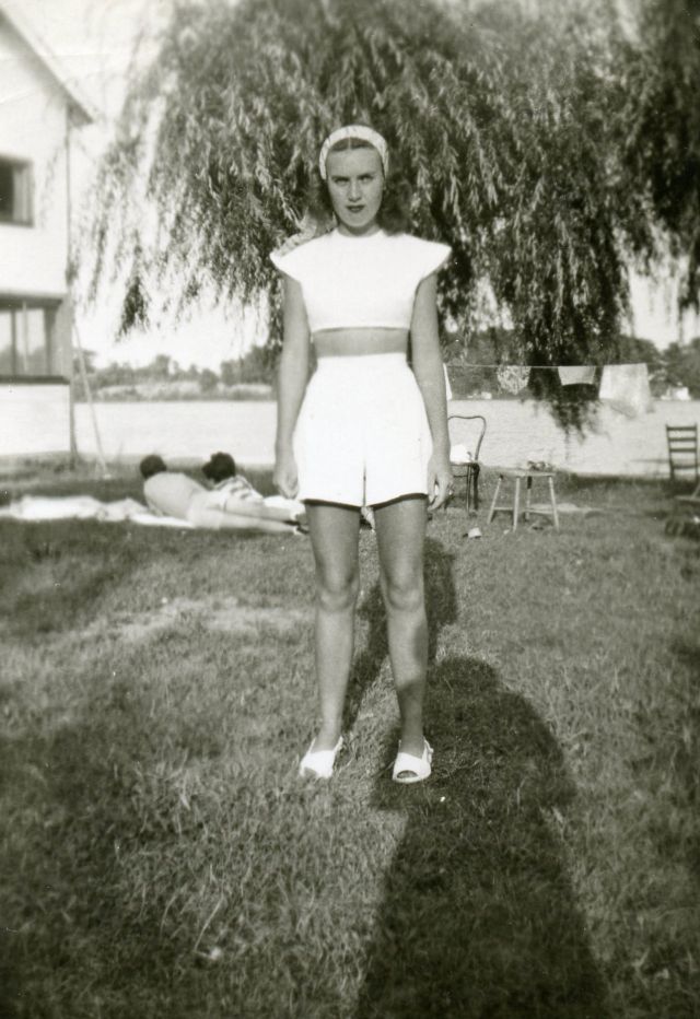 Фотография: Шорты с укороченным топом: любимый летний наряд молодых американок 40-х годов №23 - BigPicture.ru