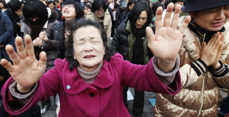 Фотография: Когда тиран заменяет бога: жестокие преследования христиан в Северной Корее №15 - BigPicture.ru
