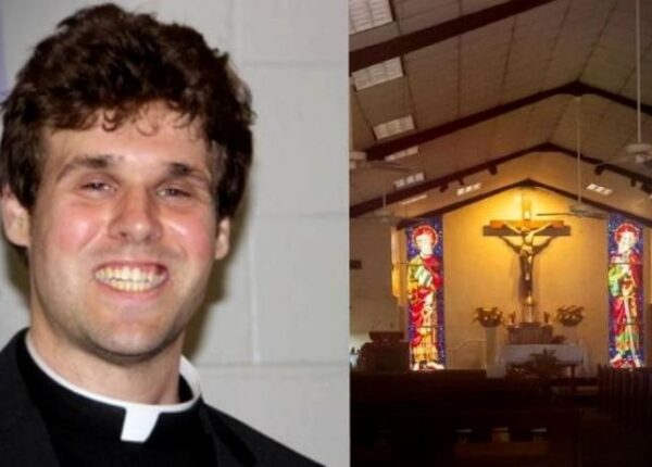 Порочного священника арестовали за секс с двумя женщинами на церковном алтаре
