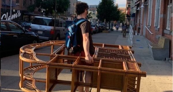 22 примера, как одни люди выбрасывают, а другие — находят сокровища прямо посреди улицы