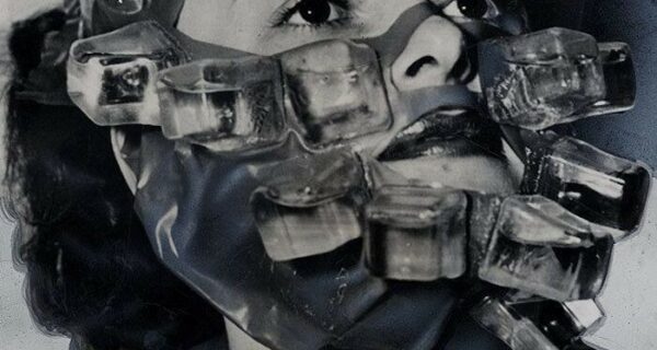 Красота требует жертв и вот 30 старинных фото, которые это доказывают