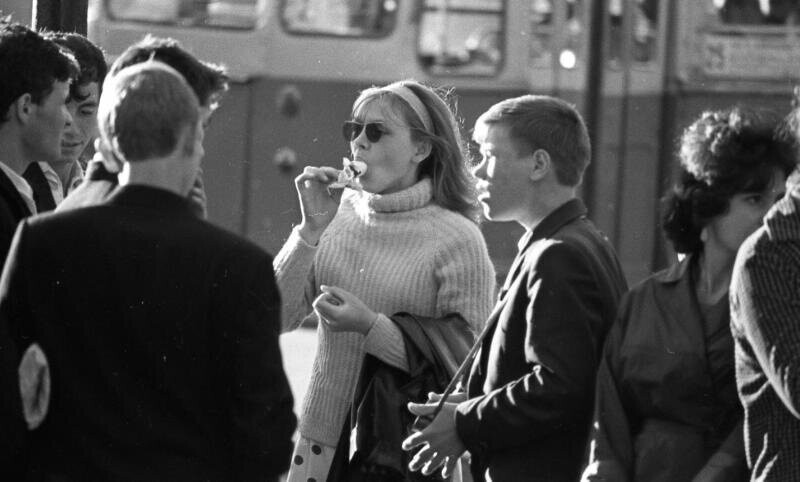 Фотография: От стиляг до работяг: 20 фото советской молодежи 60-х годов №4 - BigPicture.ru