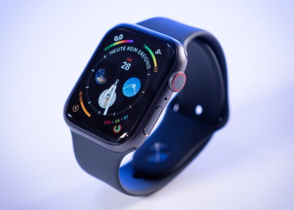 Где купить умные часы Apple Watch 6 с доставкой