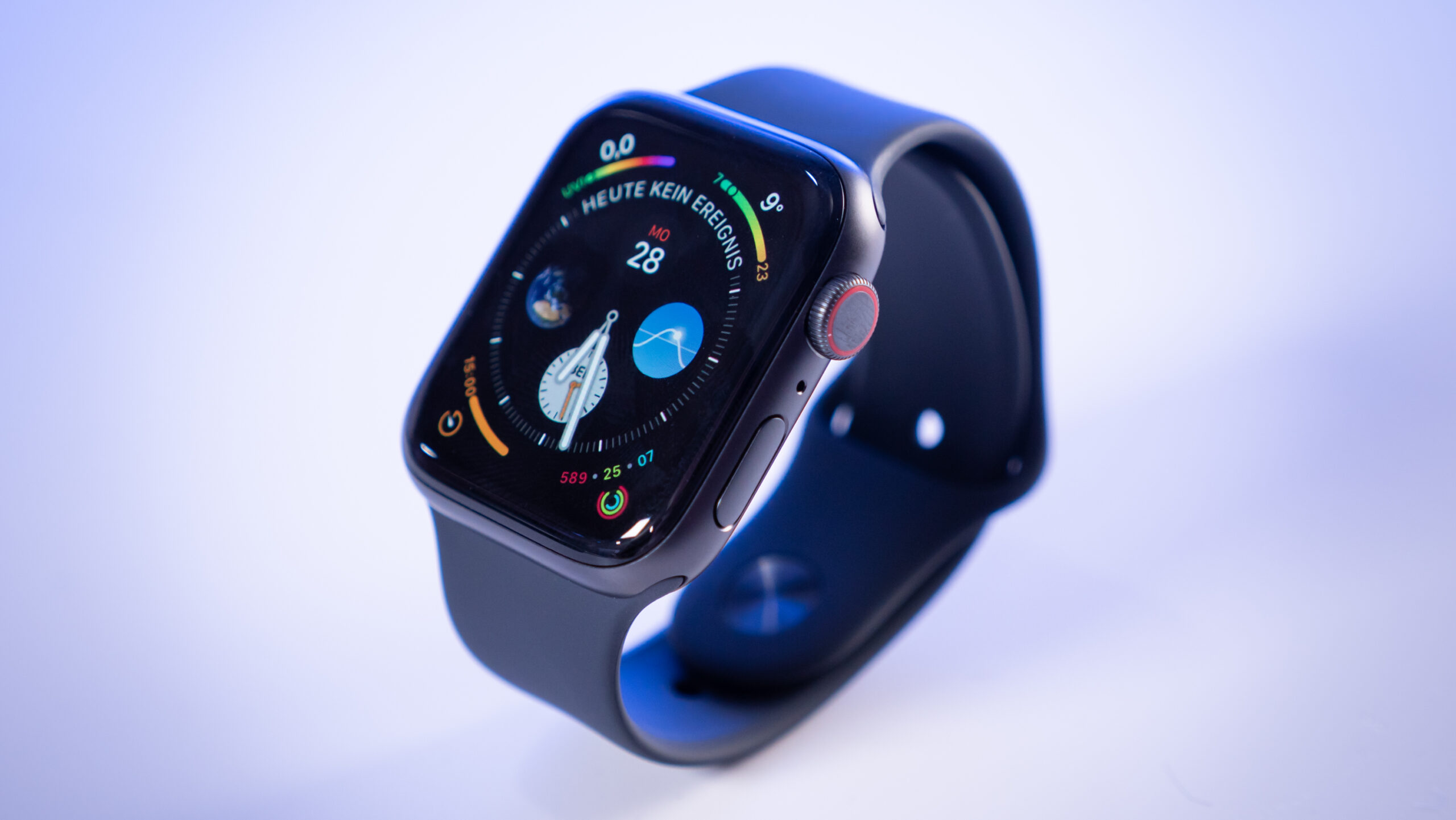 Фотография: Где купить умные часы Apple Watch 6 с доставкой №1 - BigPicture.ru