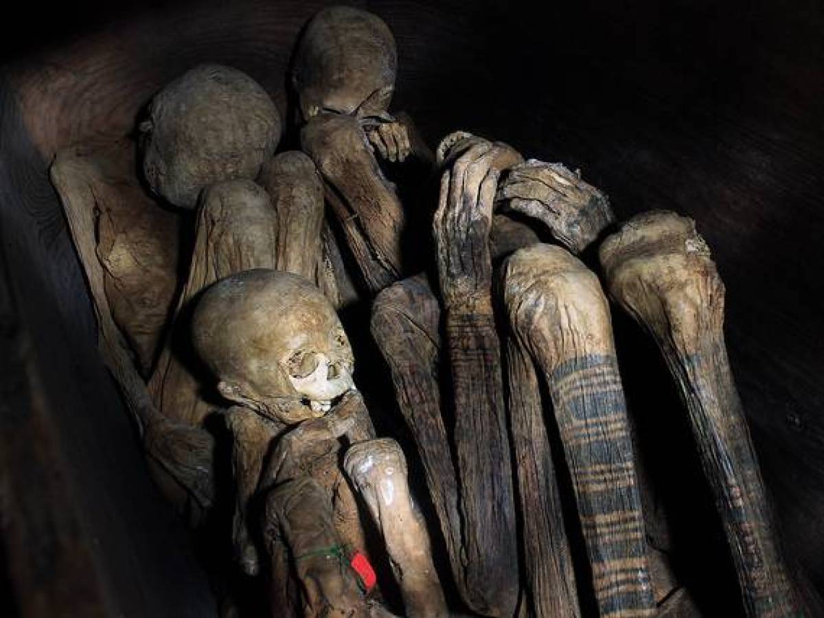 Фотография: Уникальные огненные мумии Кабаяна №6 - BigPicture.ru