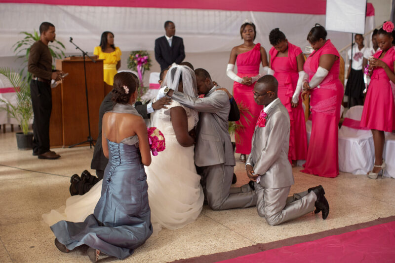 Фотография: Блеск и нищета гаитянских свадеб №9 - BigPicture.ru