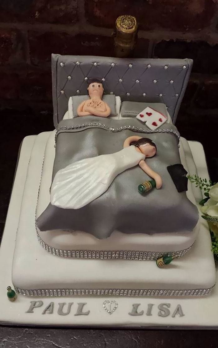 Фотография: 40 забавных, а чаще попросту неудачных свадебных тортов №5 - BigPicture.ru