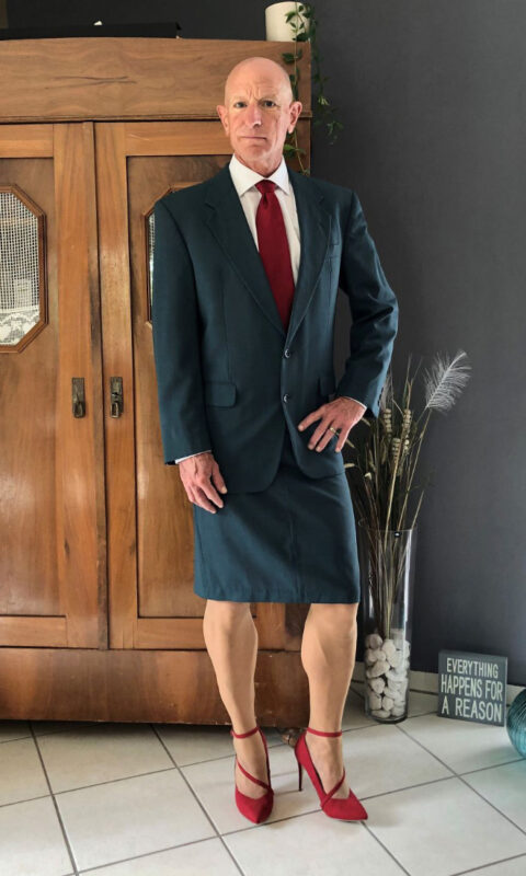 Фотография: Марк на шпильках: многодетный инженер из Германии обожает юбки и каблуки №11 - BigPicture.ru