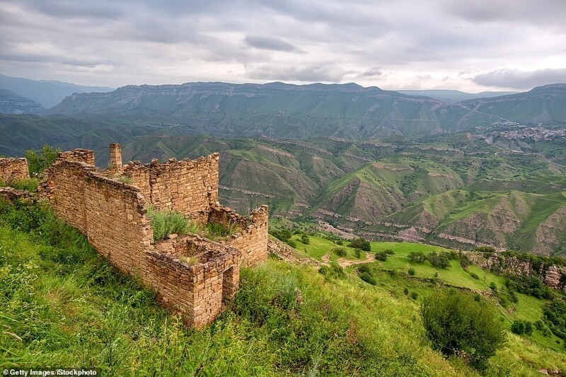 Деревни-призраки Дагестана: фотографии и видео с дронов