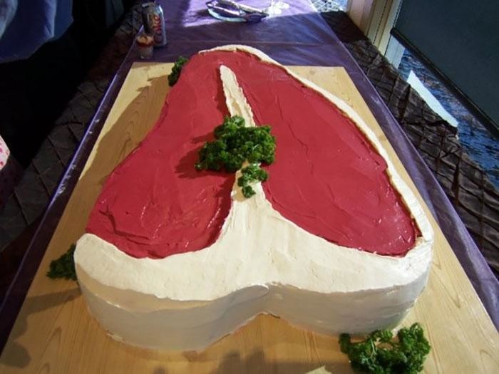 Фотография: 40 забавных, а чаще попросту неудачных свадебных тортов №30 - BigPicture.ru