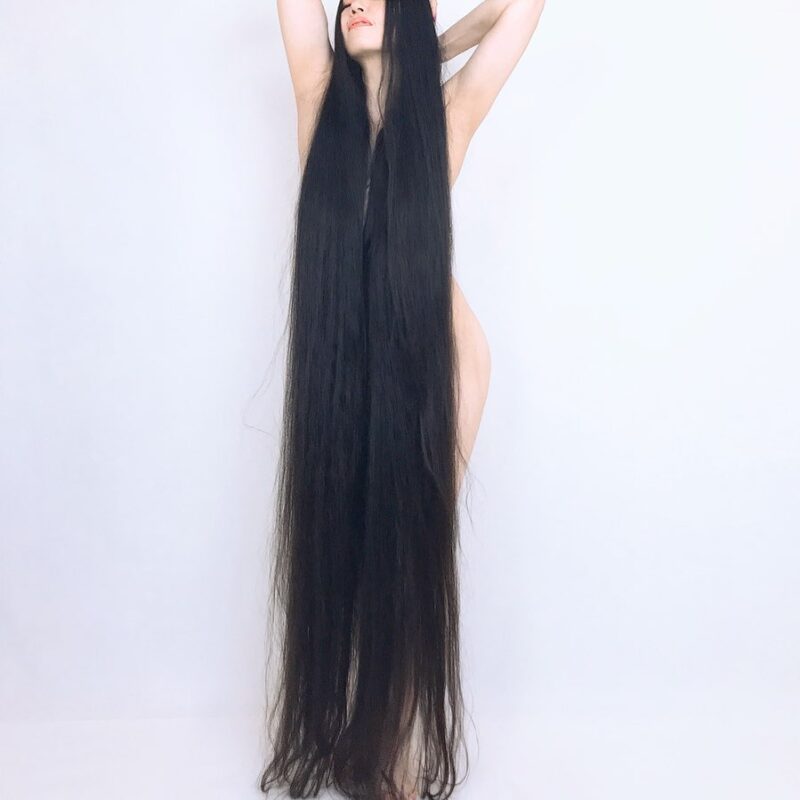 Фотография: Девушка с самыми длинными в Японии волосами вынуждена терпеть насмешки №7 - BigPicture.ru