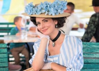 «Леди винтаж» из Винницы: девушка выбрала для себя повседневный викторианский стиль
