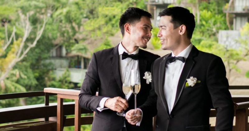 Фотография: Два австралийца поженились ради вечеринки во время карантина №1 - BigPicture.ru