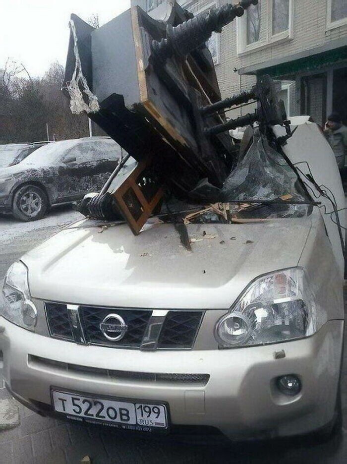 Фотография: 30 примеров того, как выглядит неудачный день автовладельца №21 - BigPicture.ru