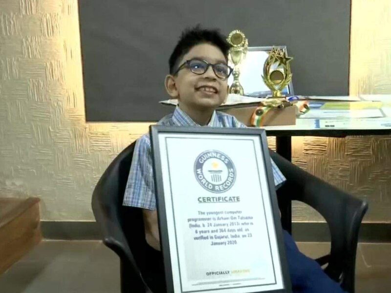 Фотография: Очередной рекорд Гиннесса: самым юным программистом стал шестилетний мальчик из Индии №2 - BigPicture.ru