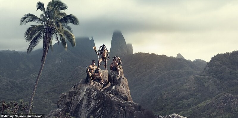 Фотография: Уединенное племя с невероятно красивыми людьми в объективе Джимми Нельсона №3 - BigPicture.ru
