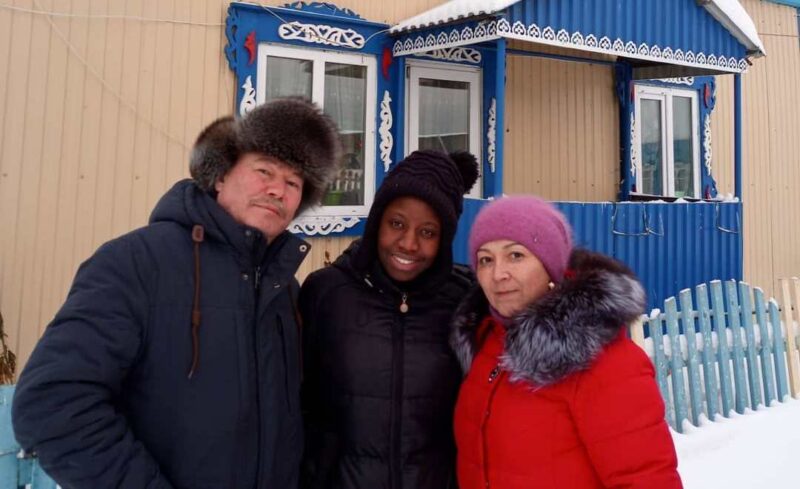 Фотография: Марат и Кент: как построить счастье с темнокожей девушкой в пермской деревне №5 - BigPicture.ru