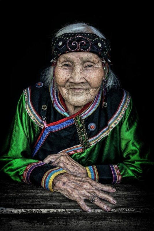 Фотография: Фотограф побывал в отдаленных районах Сибири, чтобы сделать уникальные портреты №19 - BigPicture.ru