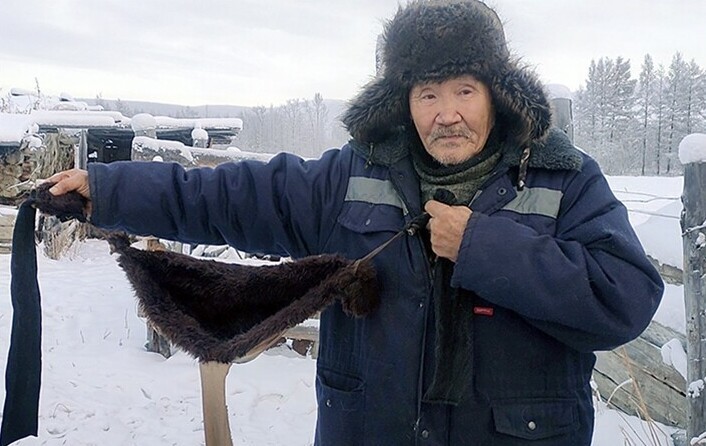 Фотография: В Якутии из-за сильных морозов шьют меховые лифчики для коров №3 - BigPicture.ru