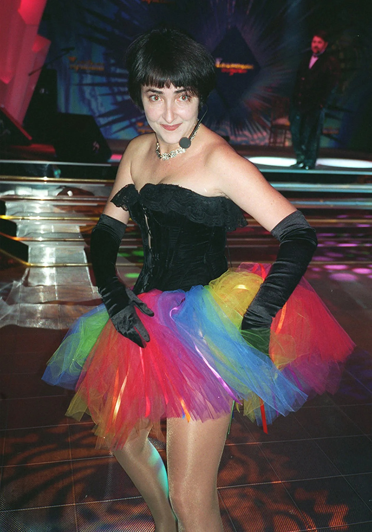 Фотография: Все лучшее сразу: как одевались российские звезды в 1990-е №3 - BigPicture.ru