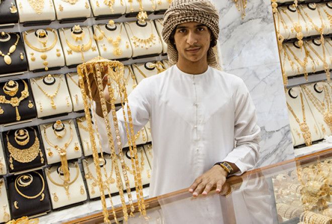 Фотография: Почему мужчинам-мусульманам запрещено носить шелк и золото №3 - BigPicture.ru