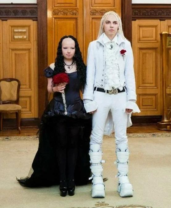 Фотография: Как сейчас выглядит эта пара, развеселившая Сеть своей свадьбой 10 лет назад №3 - BigPicture.ru
