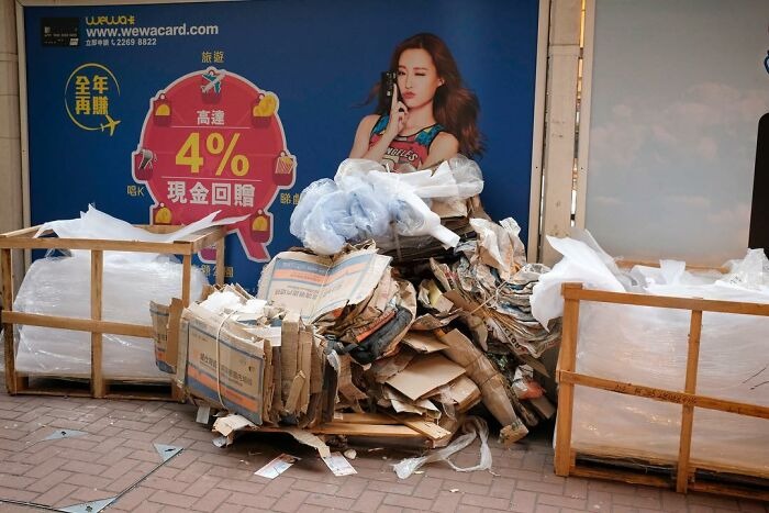 Фотография: Уличный фотограф из Гонконга ловит неожиданные мгновения №22 - BigPicture.ru