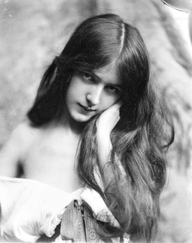 Фотография: Портреты Эвелин Несбит, которая установила стандарты женской красоты в начале 20 века №21 - BigPicture.ru