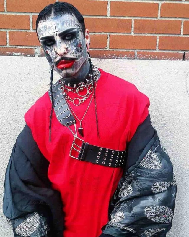Фотография: Знакомьтесь, Филипп Ройер - гламурный вампир из Монреаля №2 - BigPicture.ru