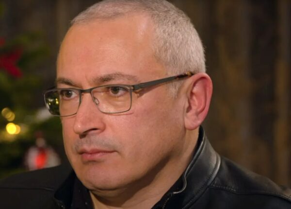 Украинский журналист Гордон пошутил в интервью с Ходорковским и создал новый мем
