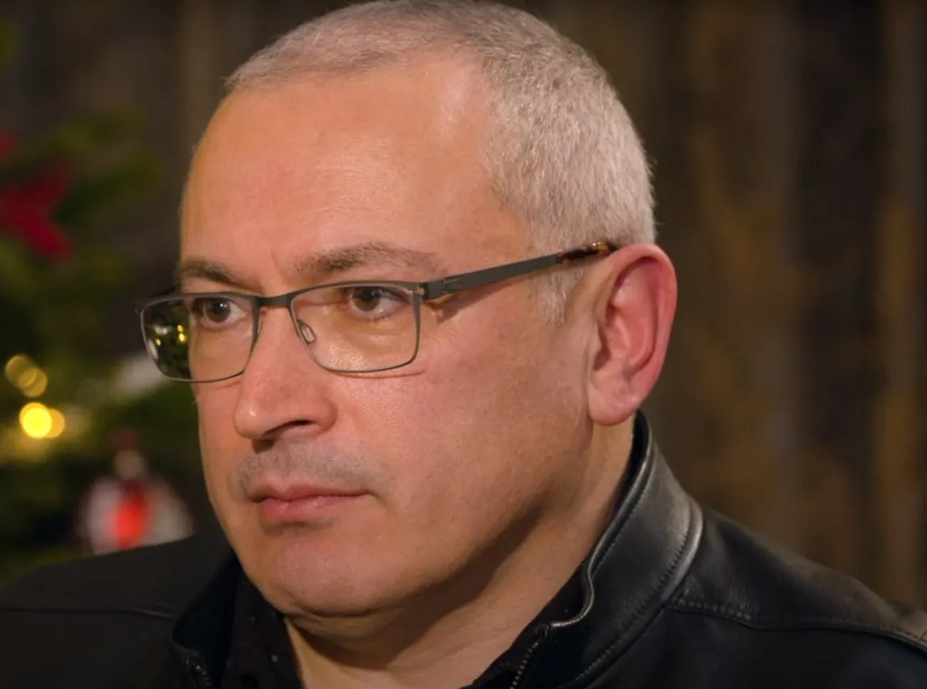 Фотография: Украинский журналист Гордон пошутил в интервью с Ходорковским и создал новый мем №2 - BigPicture.ru