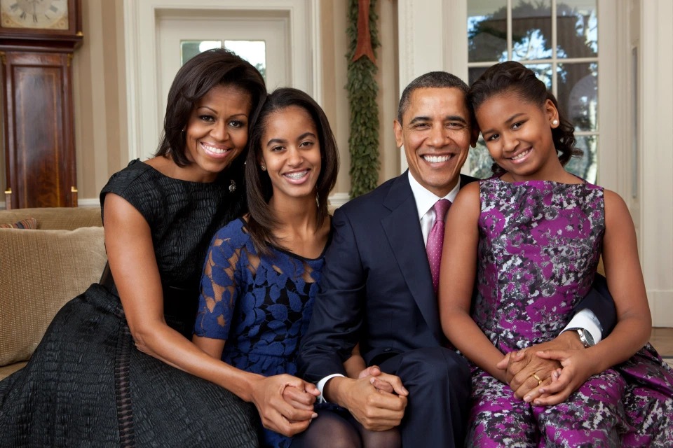 Фотография: Верна себе: как Саша Обама осталась при своем мнении, несмотря на высокий статус дочери президента №9 - BigPicture.ru