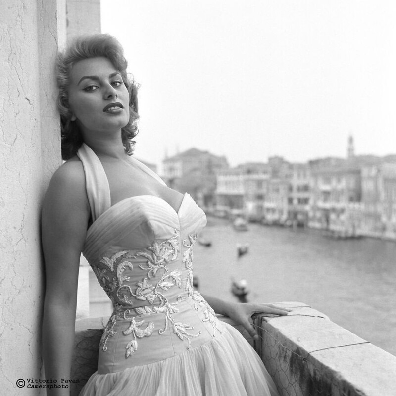 Фотография: Редкие фотографии знаменитостей из Венеции 50-60-х годов №7 - BigPicture.ru