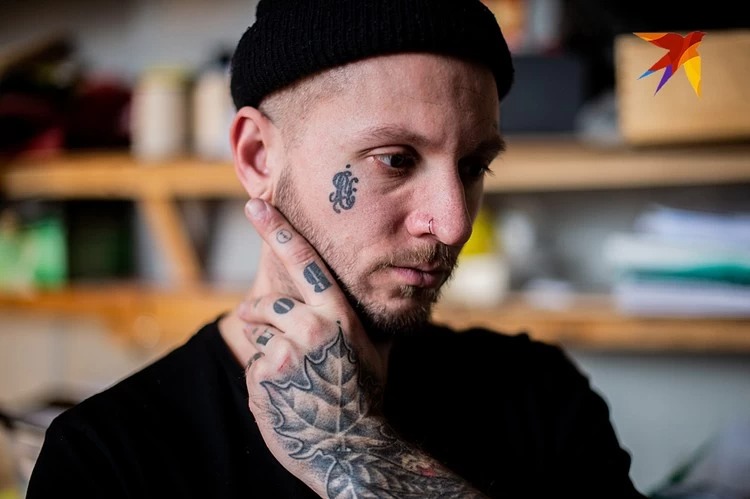 Фотография: Люди с татуировками на лице — кто они? №3 - BigPicture.ru