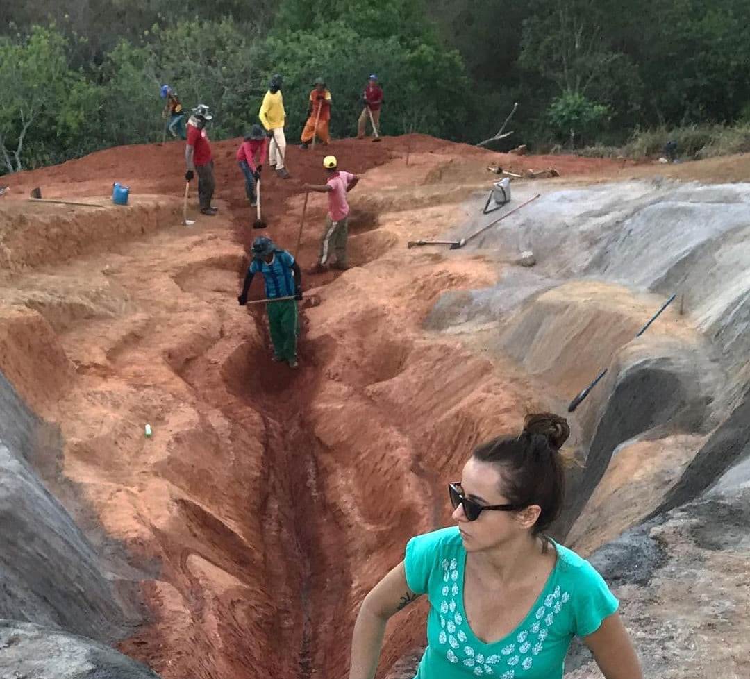 Фотография: В Бразилии установили 33-метровую вагину, скандальный арт-объект глубиной 6 метров №4 - BigPicture.ru