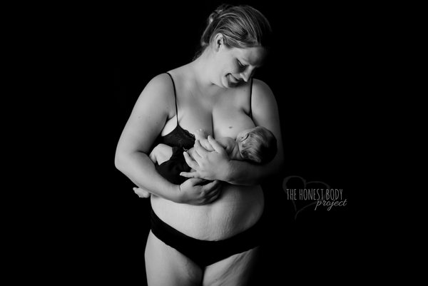 Фотография: Откровенный фотопроект: как на самом деле выглядят женщины после родов №13 - BigPicture.ru