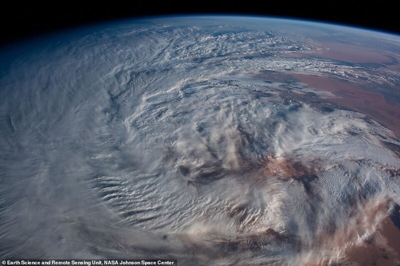 14 невероятных фотографий нашей планеты от НАСА